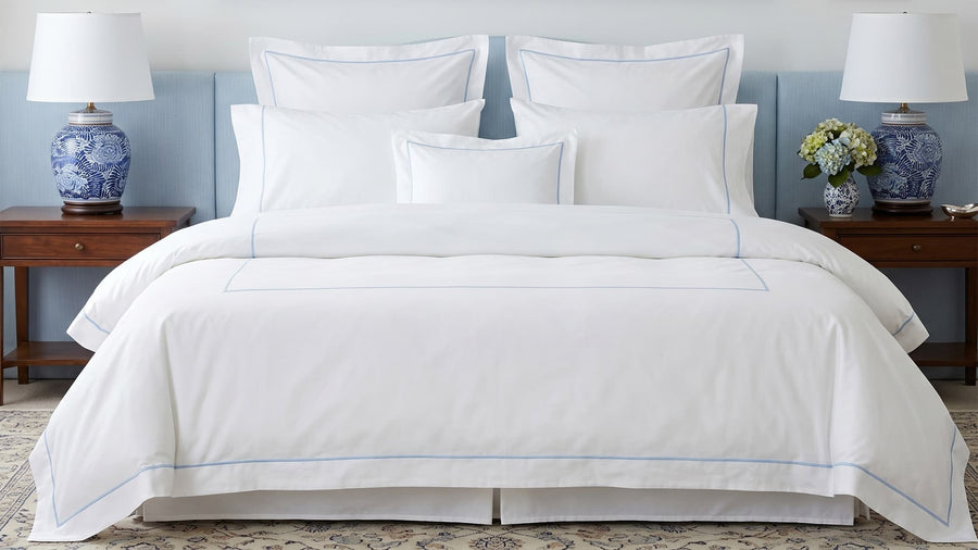 Duvet Covers vs. Comforters: What Belongs on a Well-Made Bed