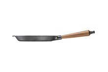 9.5" Cast Iron Skillet with Walnut Handle by Skeppshult