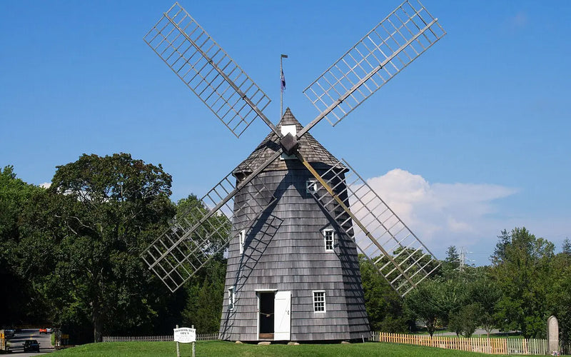 Old Hook Mill in East Hampton