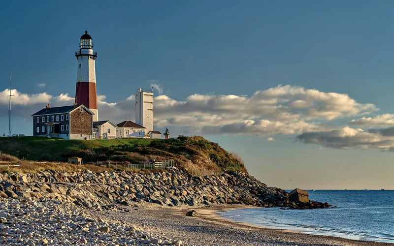 Montauk lighthouse on rugged cliffs